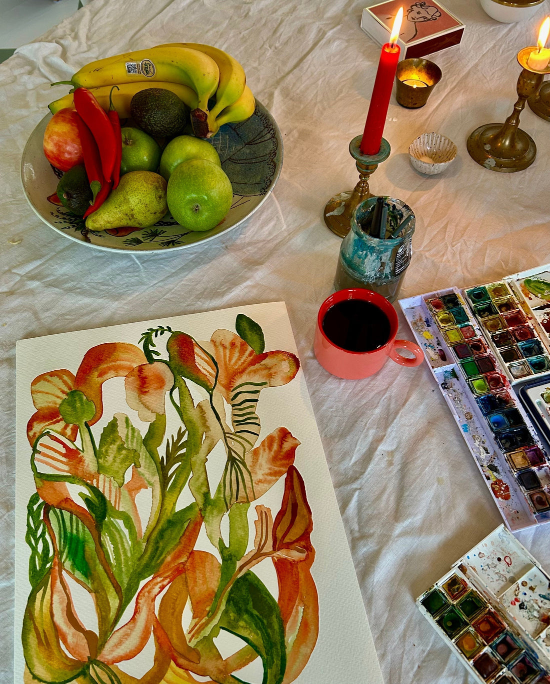 Färgstark akvarellmålning i rött och grönt- våga måla