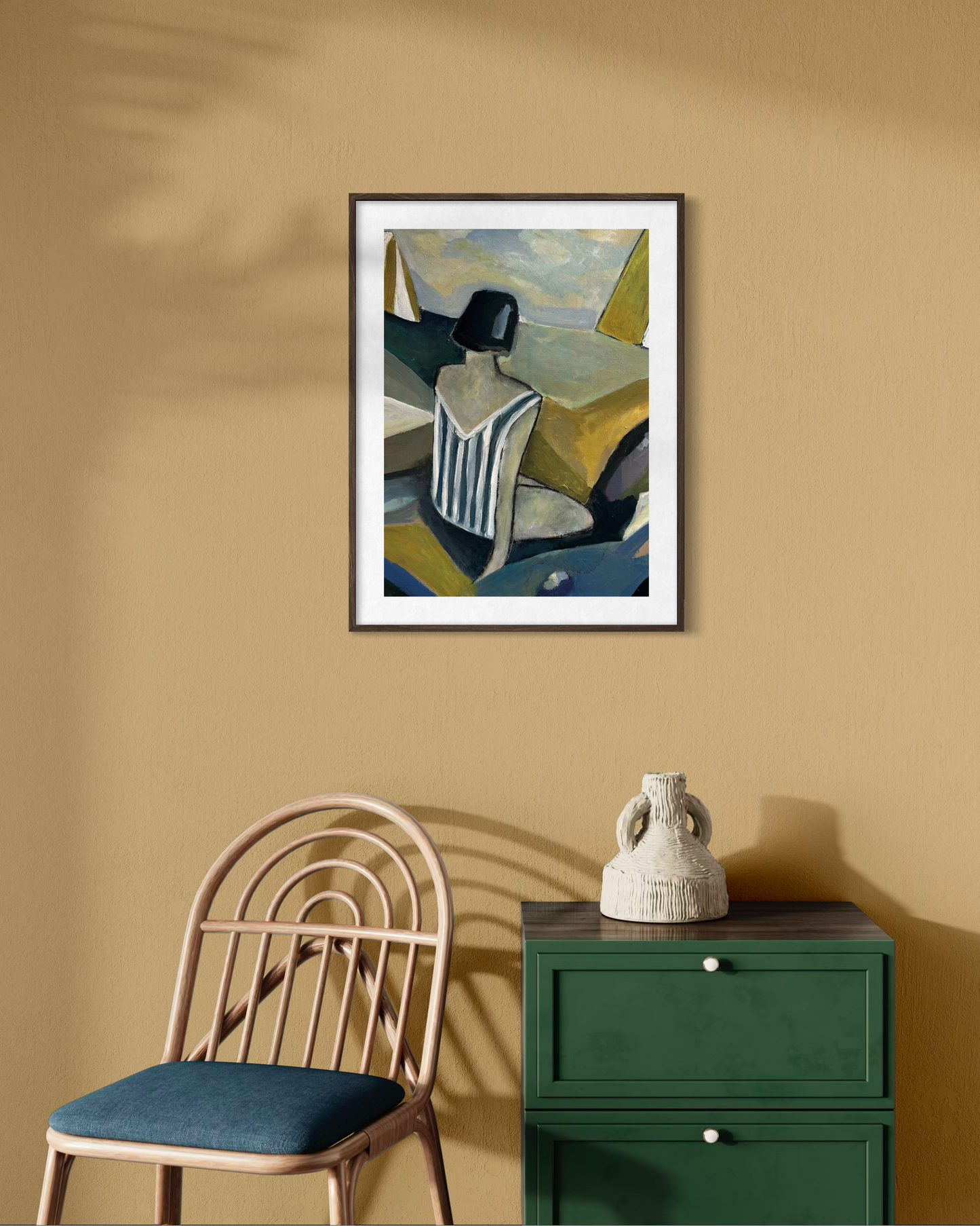 Poster ”Kraftplats ” i harmonisk hallinteriör av konstnären Karolina Palmér. 