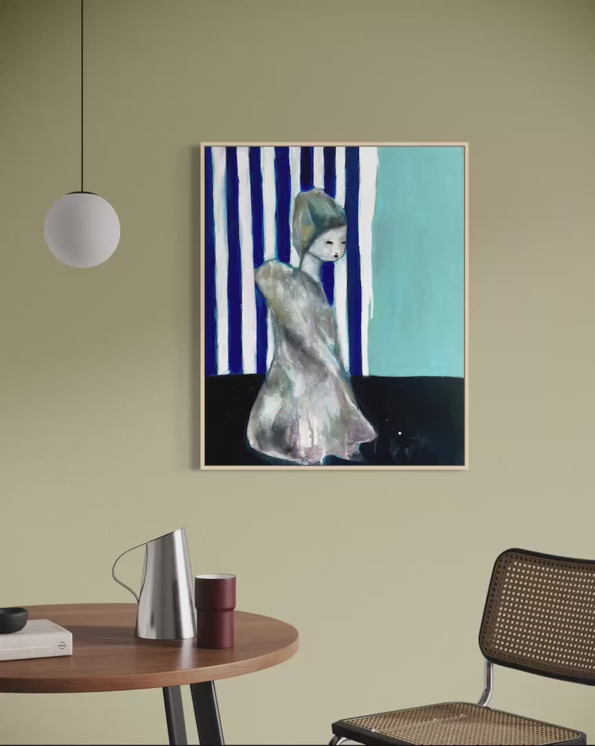 Filmsnutt som visar originalmålningen ”Inre rum” i  rumsmiljö av Karolina Palmér. 
